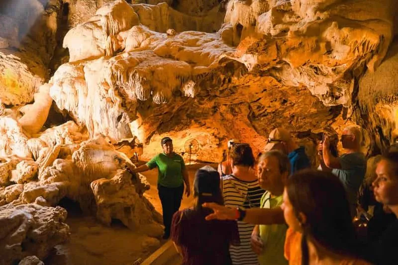 Willemstad: Hato Caves, Flamingos and Kokomo Beach
