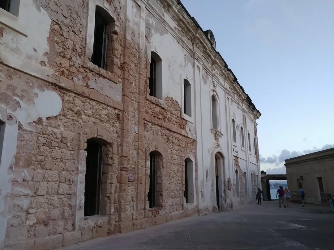 Isla Mona - scenic view 2 of the Caribbean island